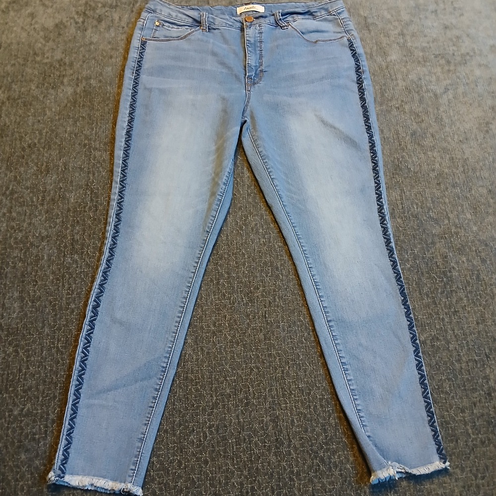 Angels Women Light Wash Skinny Jeans Blue Embroidered Side Stripe Raw Hem 18